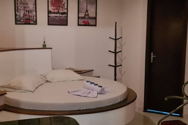 Room 12 of 53