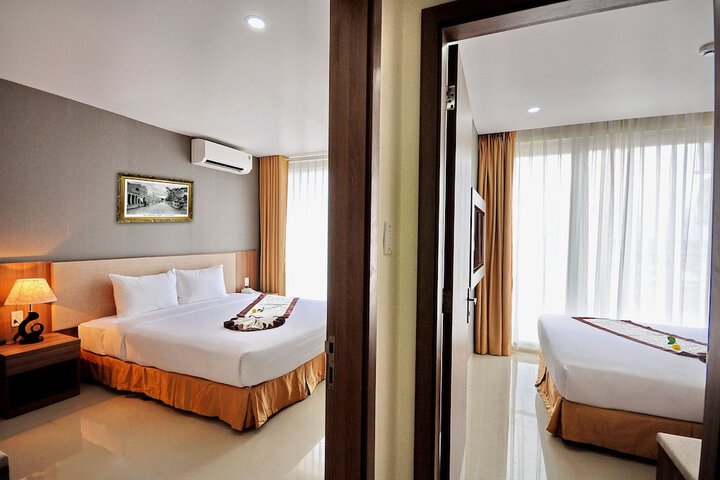 Room 18 of 65