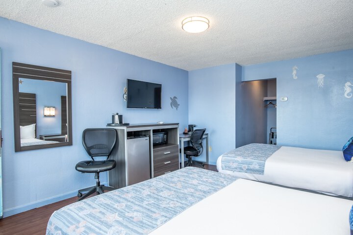 2 Double Beds (26 of 26)