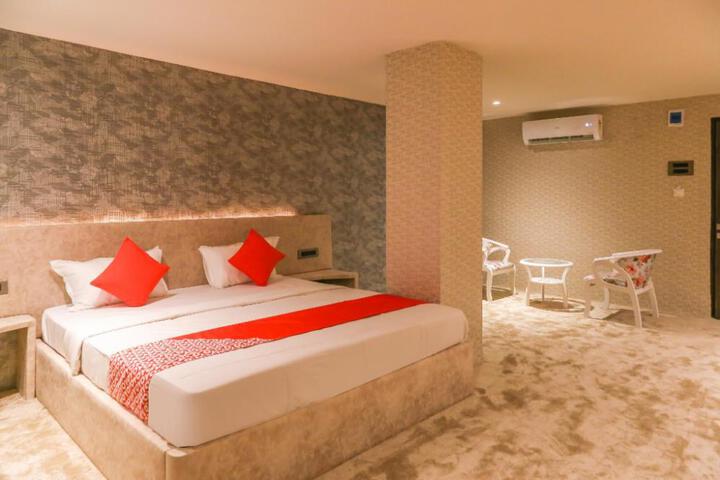 Capital O 22428 Hotel Dreams