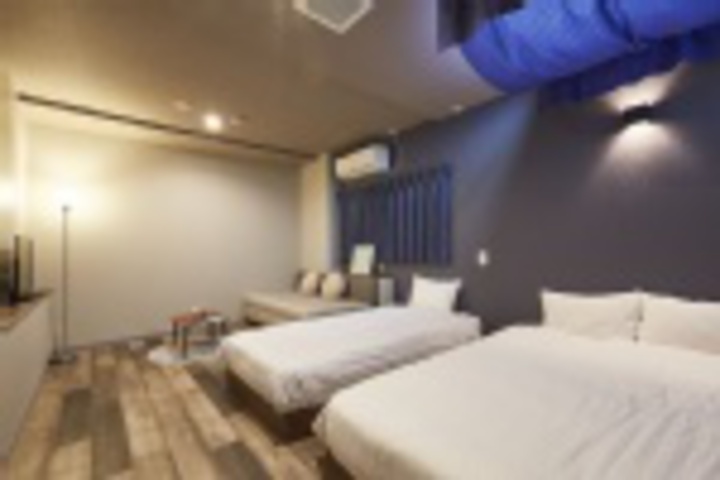 Room 112 of 288