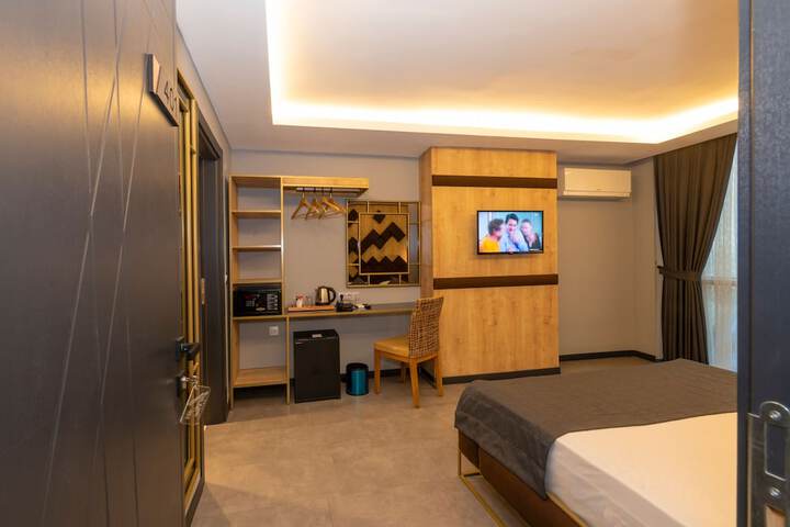 Room 37 of 45