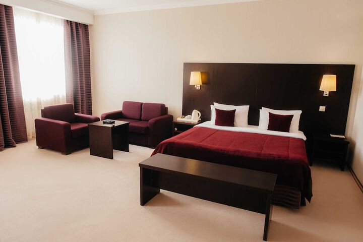 Room 16 of 71