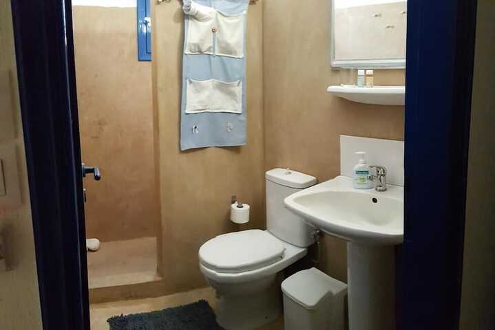 Room 15 of 31