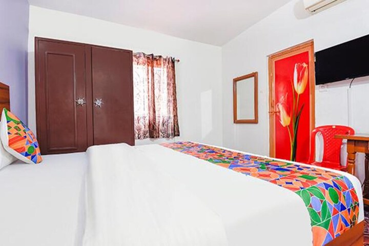 Room 16 of 32