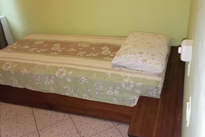Room 13 of 58