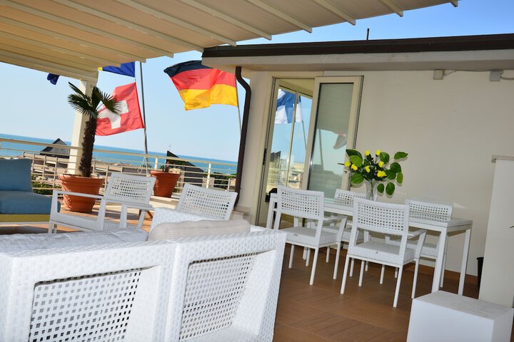 Terrace/Patio 60 of 68