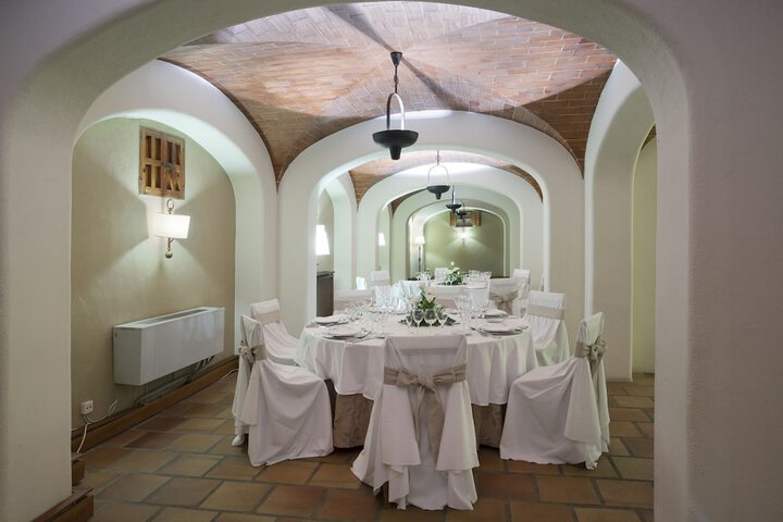 Wedding/Banquet 24 of 33