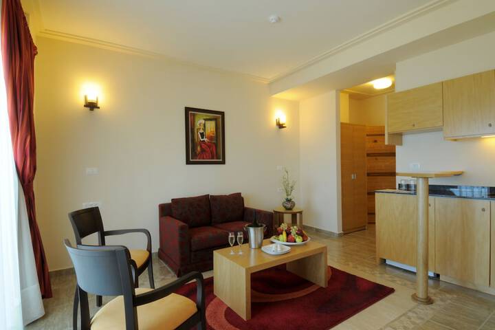 Room 20 of 81
