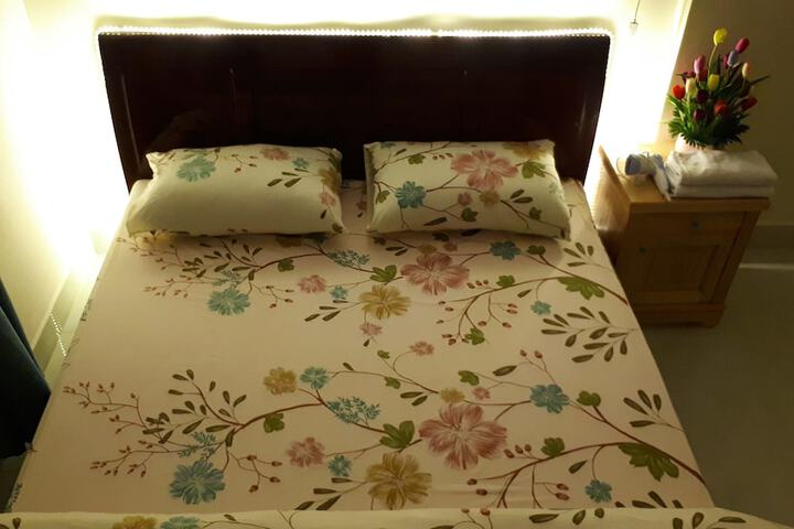Room 7 of 25
