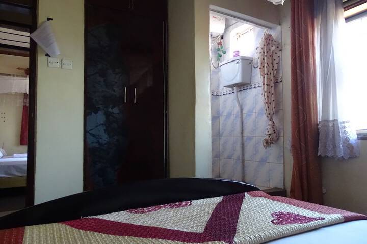 Room 4 of 26