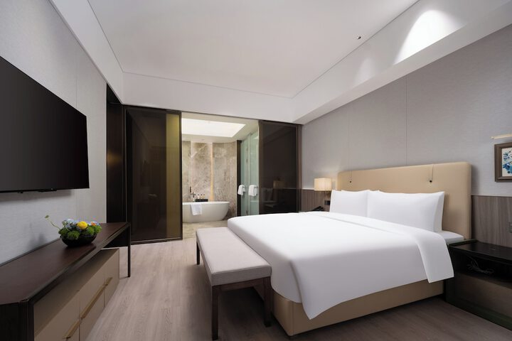 Room 21 of 45
