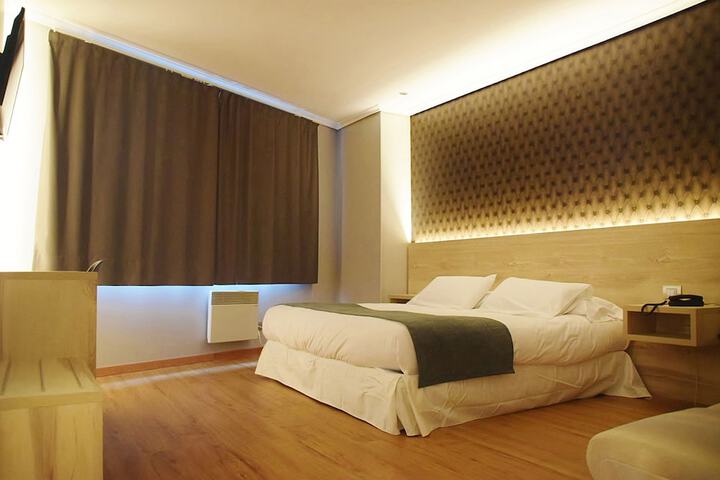 Room 10 of 31