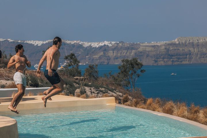 Pool 168 of 205