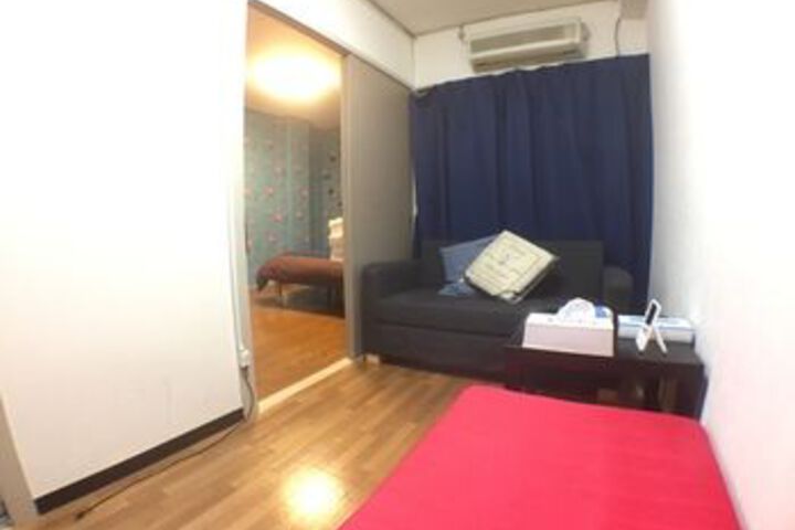 Room 90 of 115