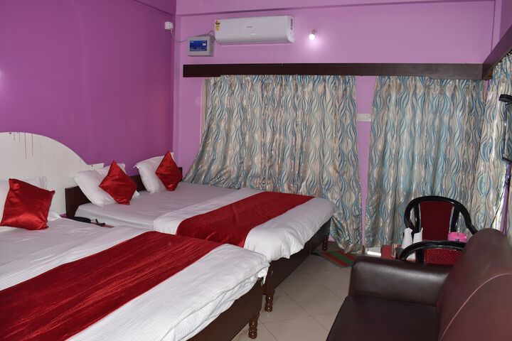 Room 10 of 14