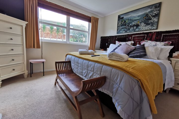 Room 2 of 79