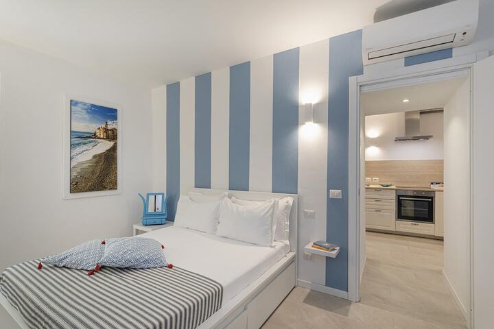 Room 9 of 19