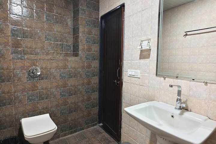 Room 65 of 111