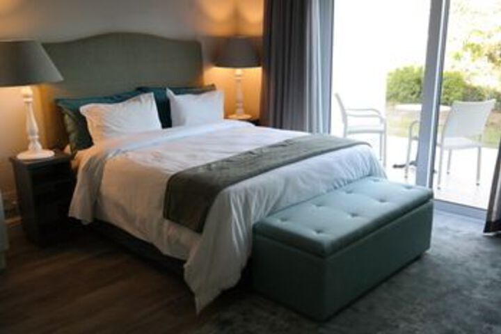 Room 13 of 28