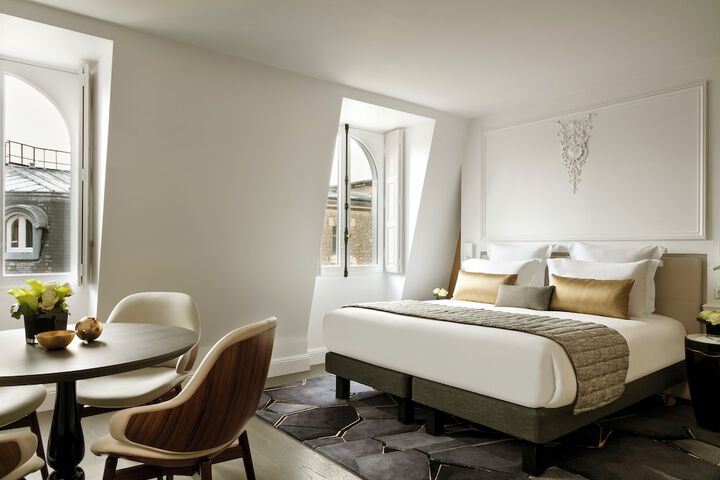 Room 22 of 50