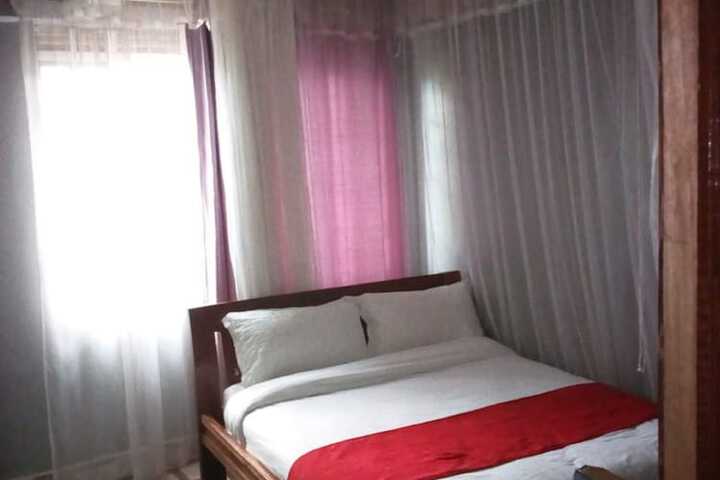 Room 5 of 21