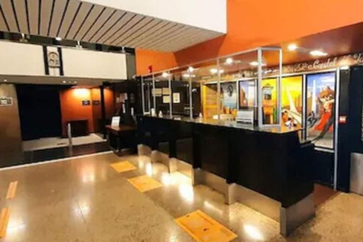 Hotel Interior 6 of 37