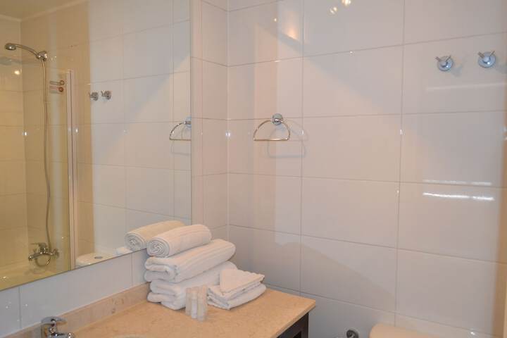 Room 10 of 15
