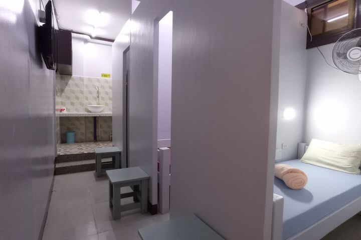 Room 36 of 38