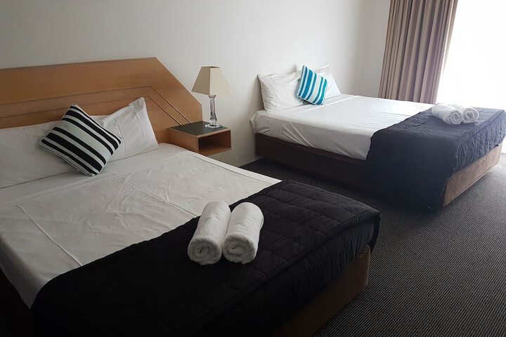 Room 43 of 136