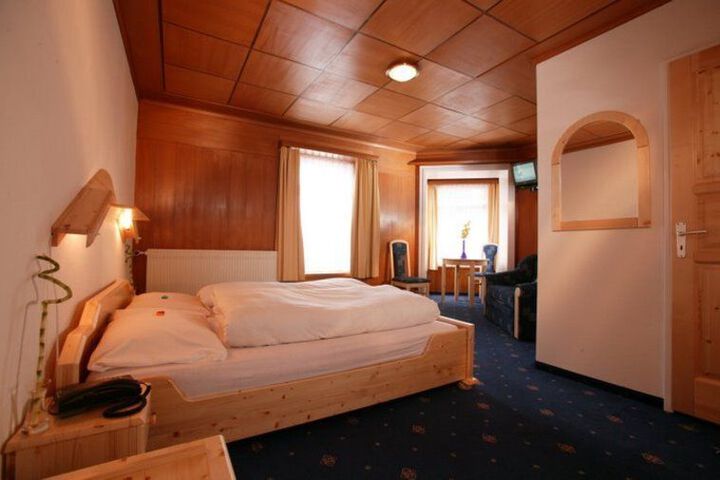 General 1 of 10