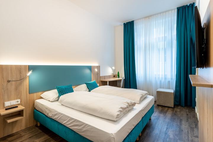Room 2 of 23