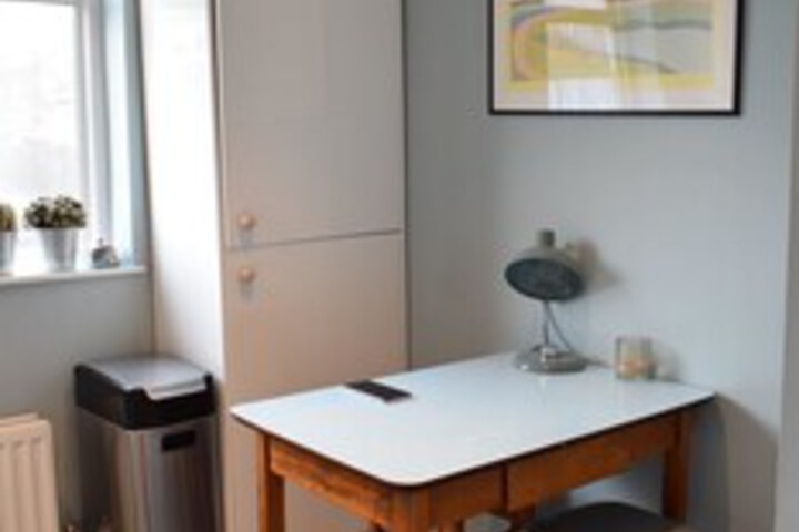 Room 5 of 17