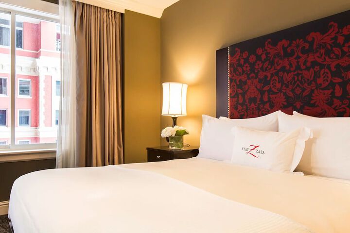 Room 18 of 36