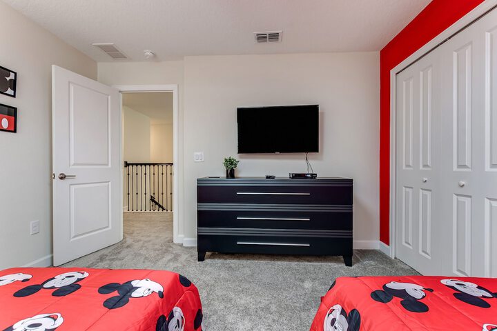 Room 18 of 70