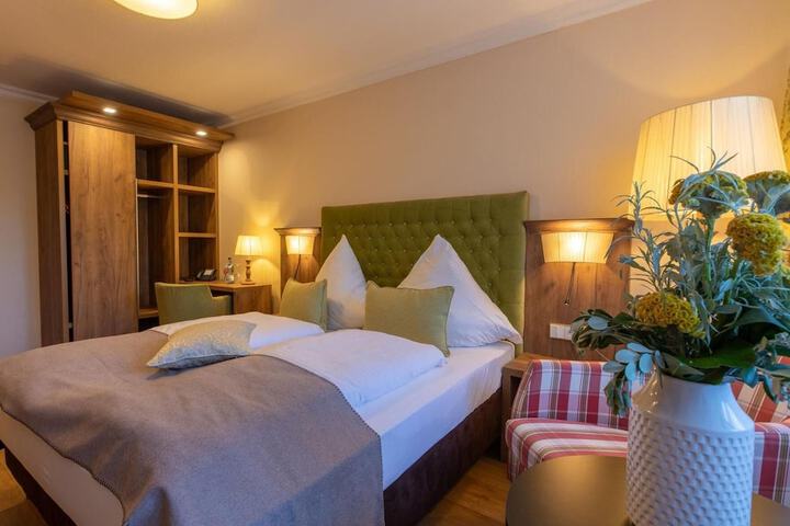 Room 10 of 55