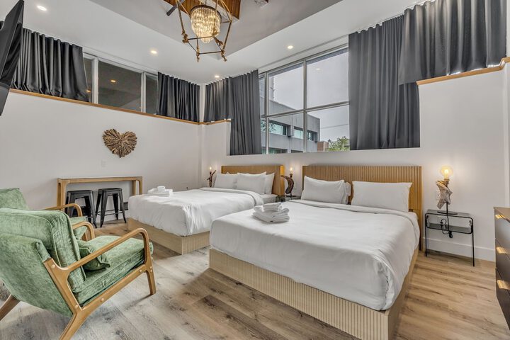 Room 42 of 70