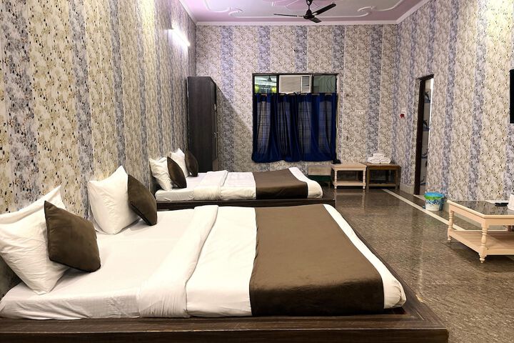 Room 25 of 95