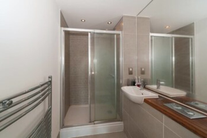 Room 2 of 11