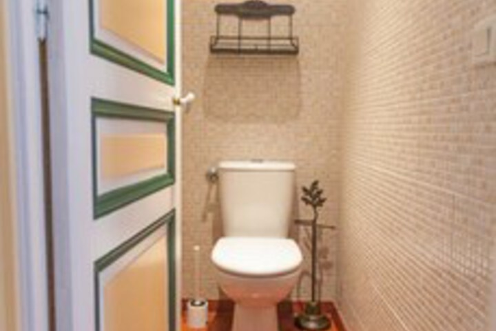 Room 5 of 26