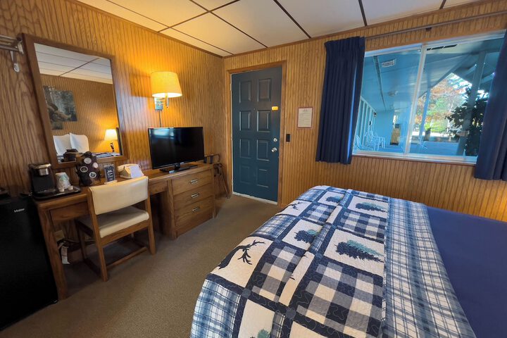 Room 10 of 54
