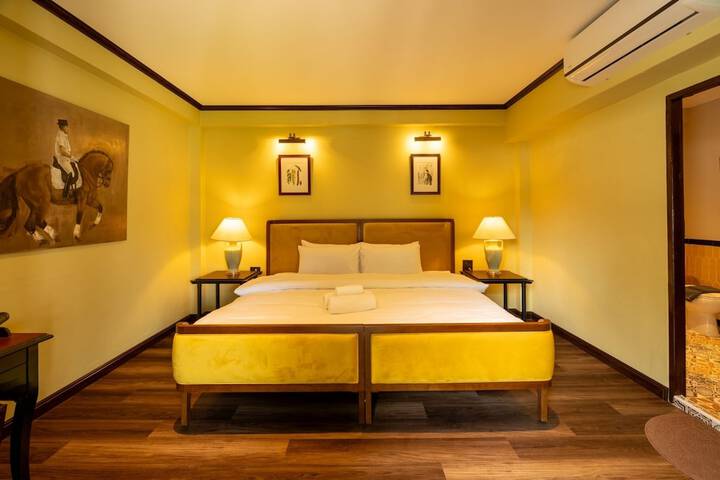 Room 7 of 34