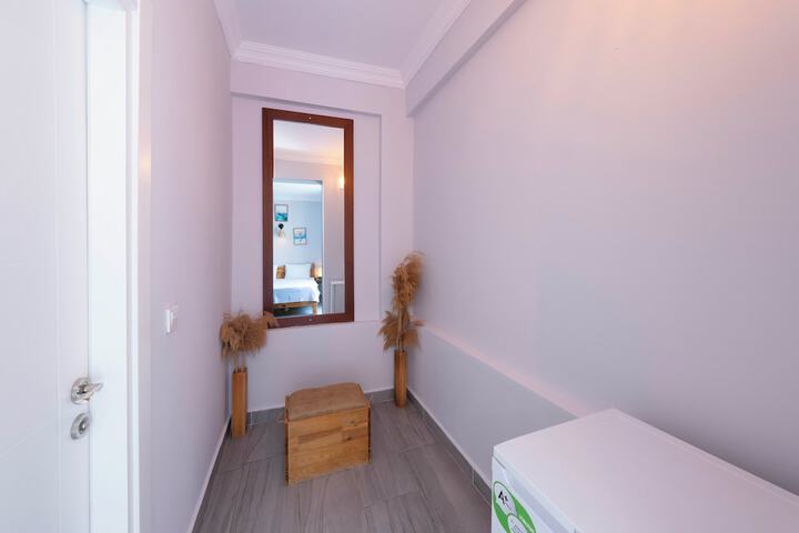 Room 21 of 43
