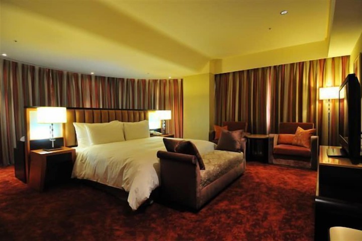 Room 13 of 47