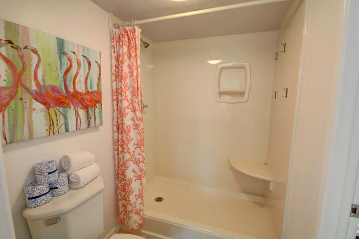 Room 12 of 27