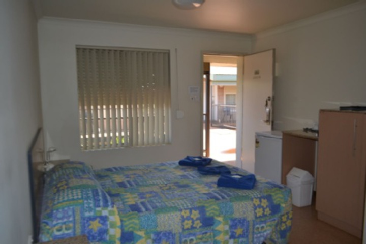 Room 36 of 60