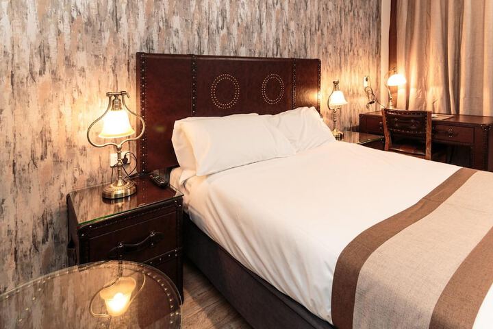 Room 3 of 29