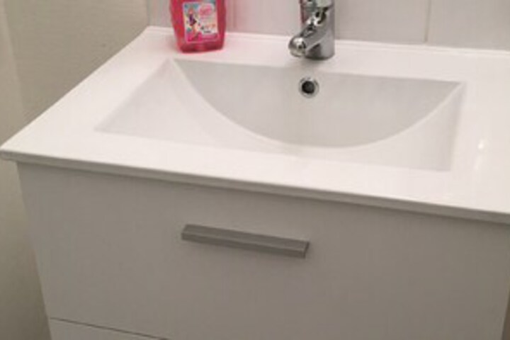 Room 5 of 60