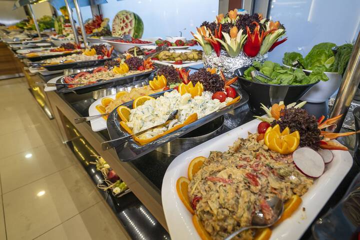 Snack bar