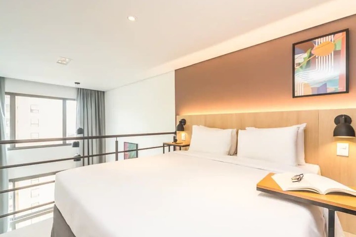 Room 21 of 156